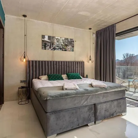 Beautiful Home In Baska With Wifi *