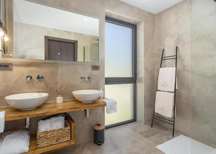 Beautiful Home In Baska With Wifi Nyaraló