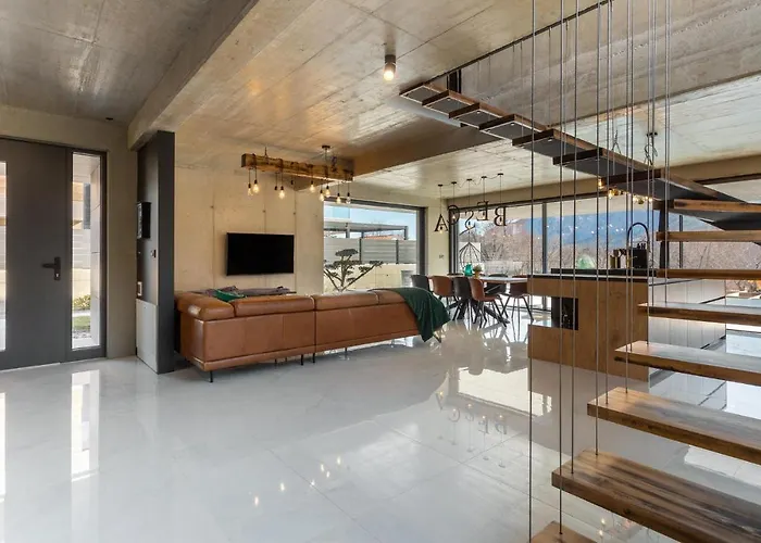 Beautiful Home In Baska With Wifi