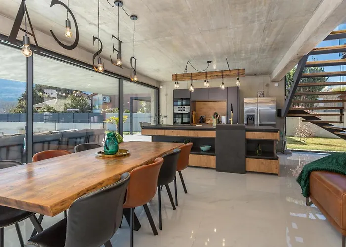 Beautiful Home In Baska With Wifi Baška