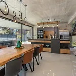 Beach Front Home In Baska With Sauna Baška